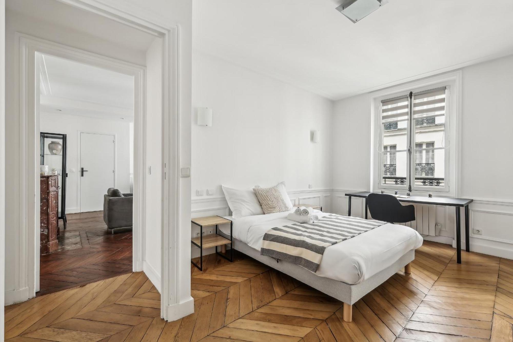 Appartamento Champs Elysees - 3br - Cityapartmentstay *