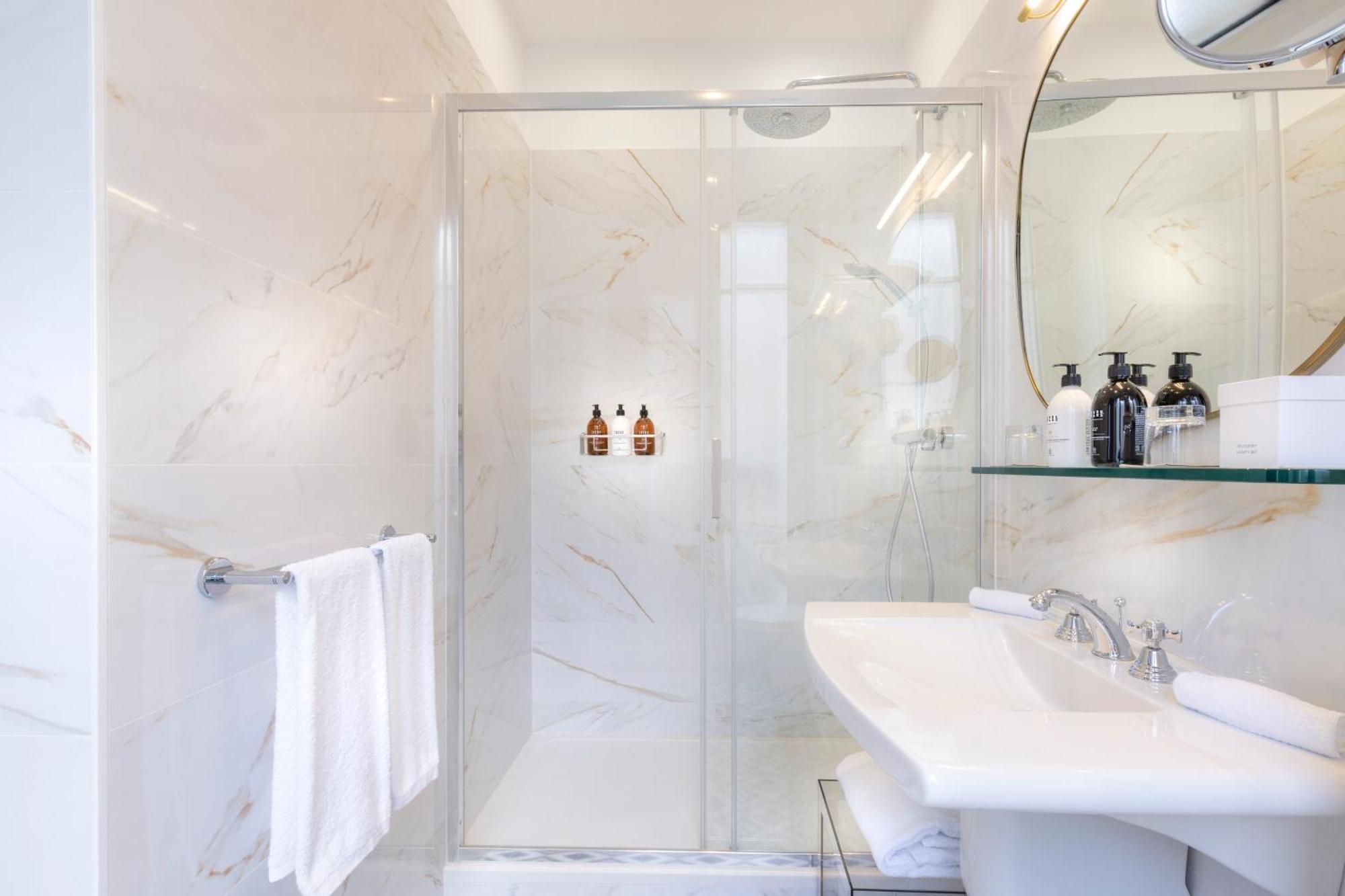 Hotel Claridge 4*