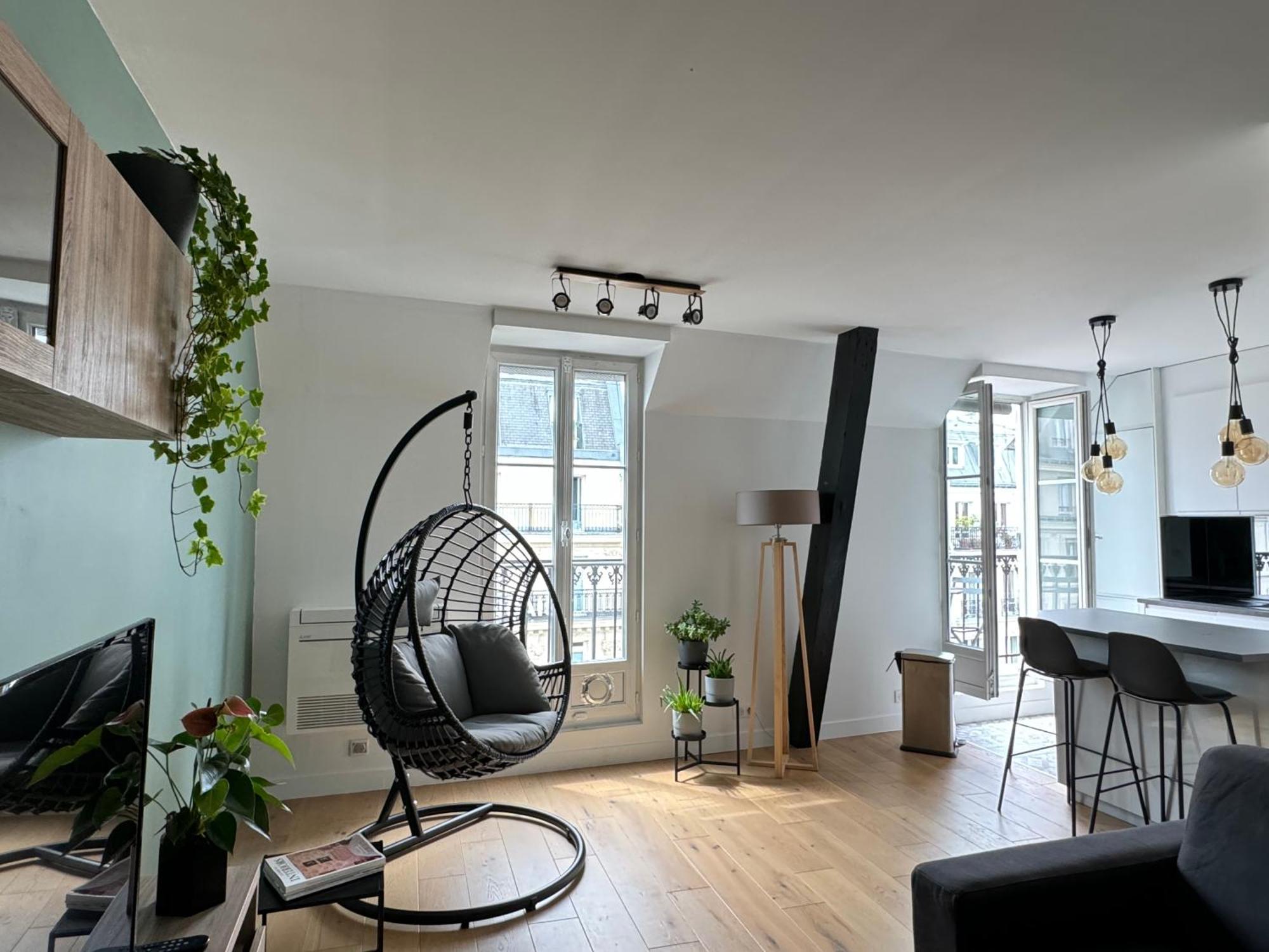 1 Bedroom With Ac Apartment
