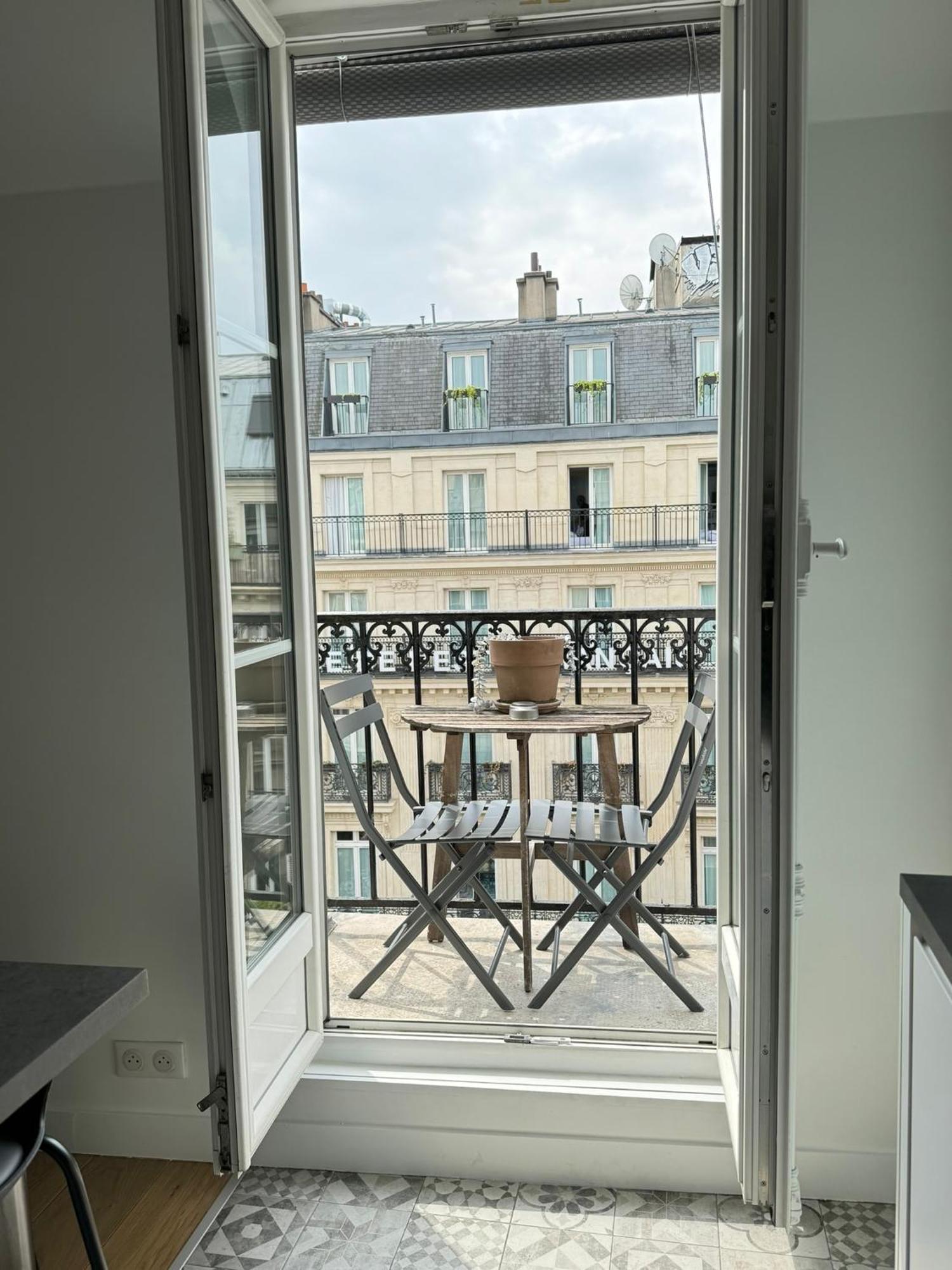 1 Bedroom With Ac *