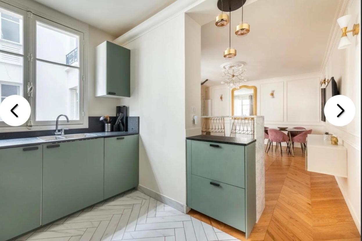 Beautiful Eiffel Tower 2 Bdr Apartment