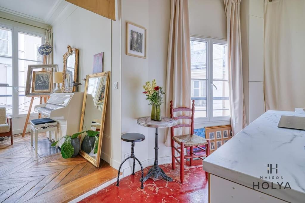 Appartamento Charmant 2 Pieces Au Coeur De Faubourg-montmartre - 182c Parigi