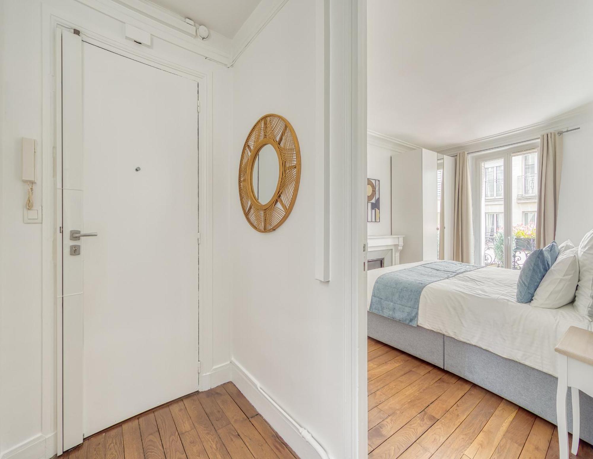 Eiffel Tower 10 Minutes 1br Renovated Parigi