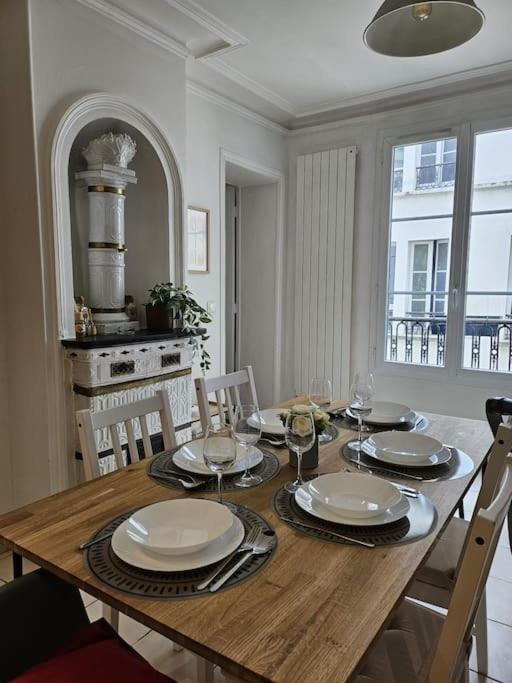 Apartment 5 Personnes People Max Paris