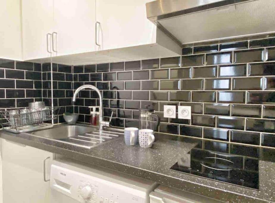 Charming Flat In Montmartre Appartamento Parigi