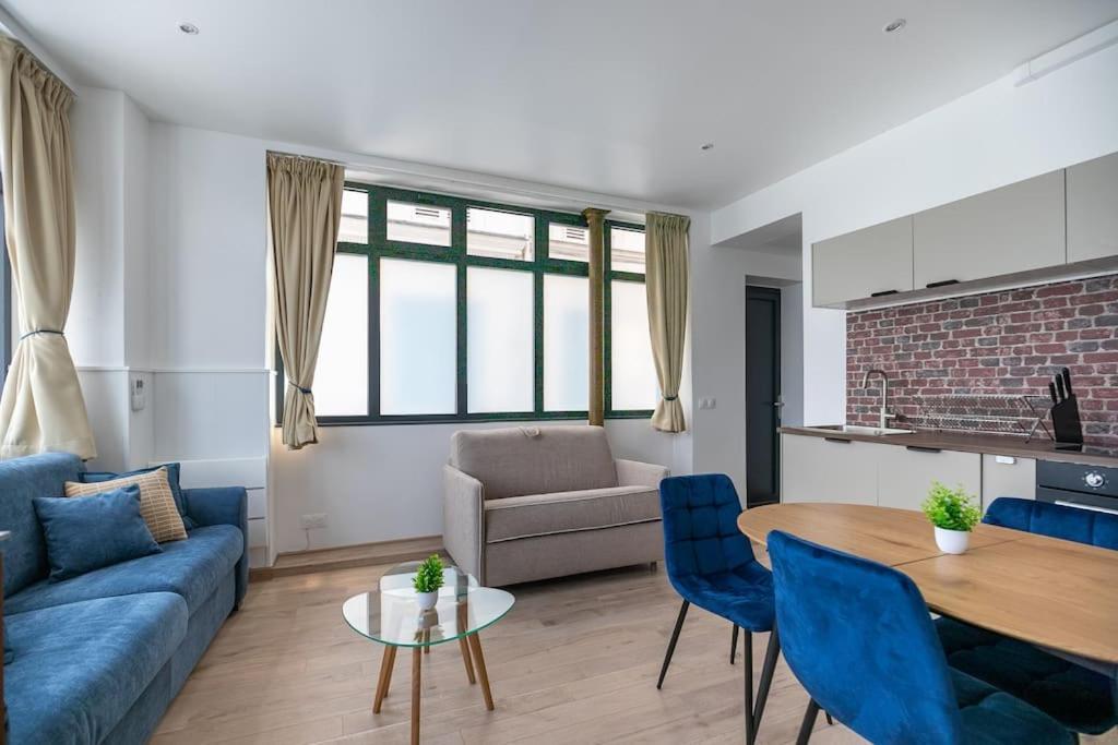 New Two Bedroom Two Bathroom Apartment Paris 15 Near Eiffel With Air Conditioning Appartamento