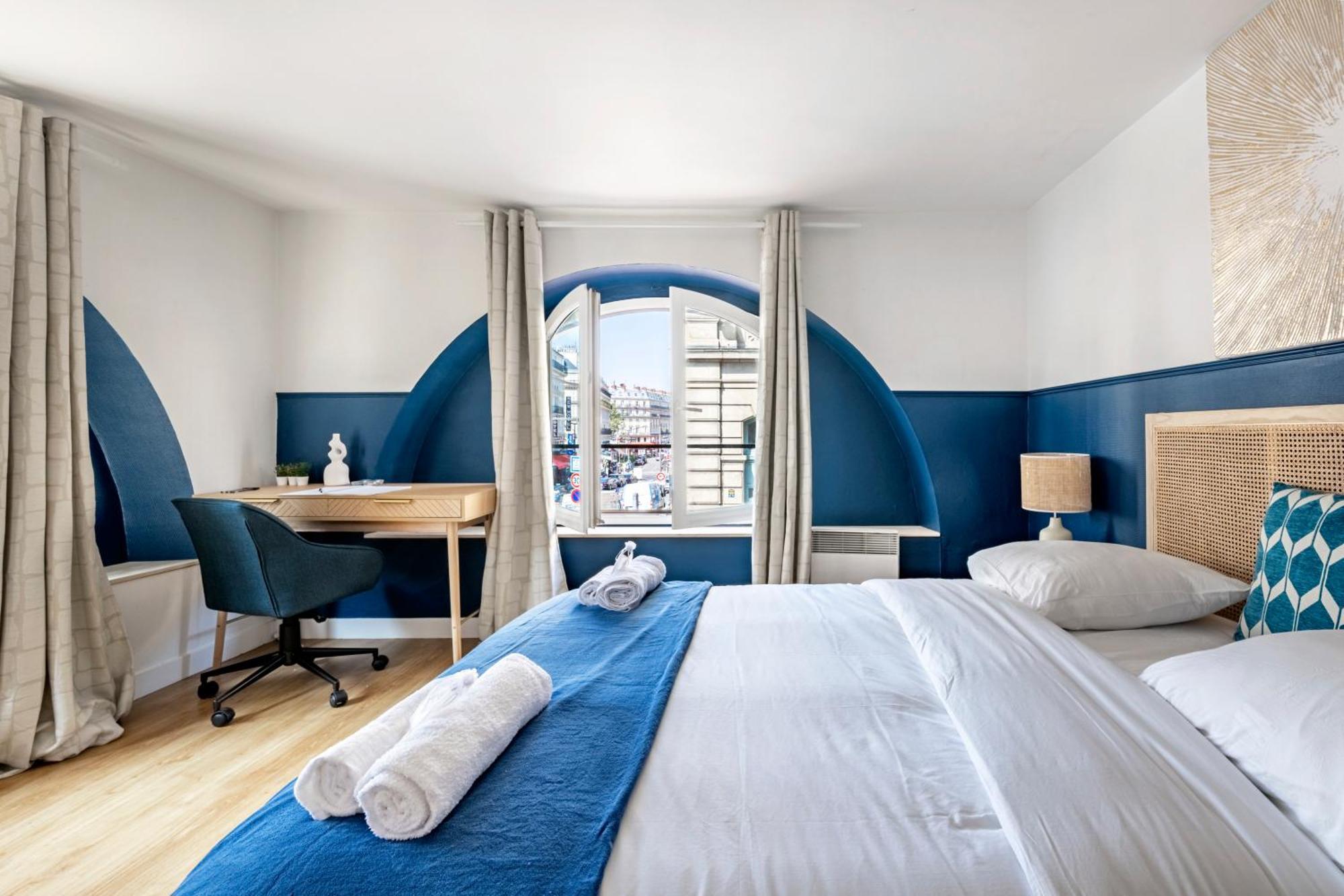 Close To Center Of I Fully Equipped Appartamento Parigi