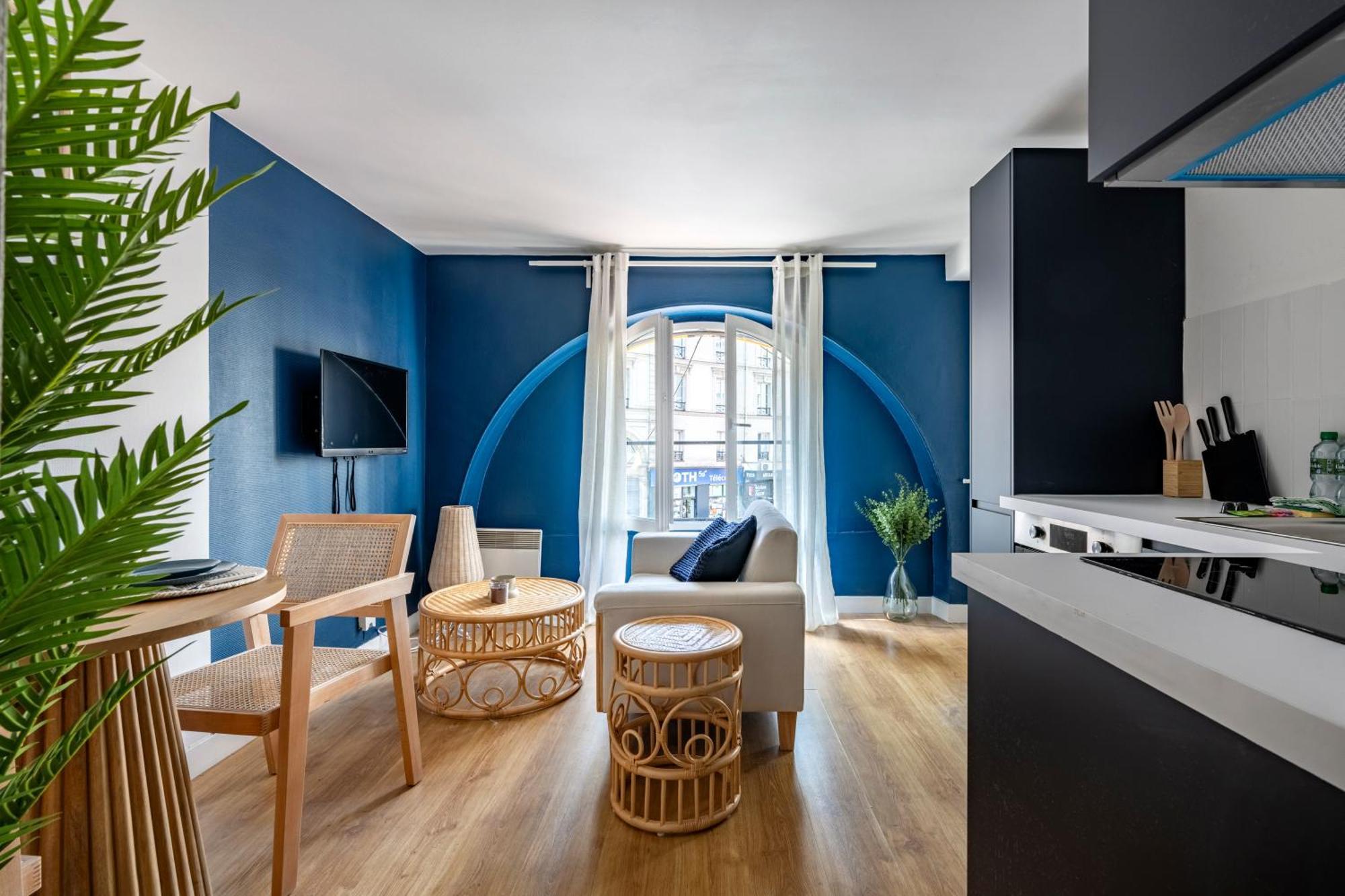 Close To Center Of I Fully Equipped Appartamento Parigi