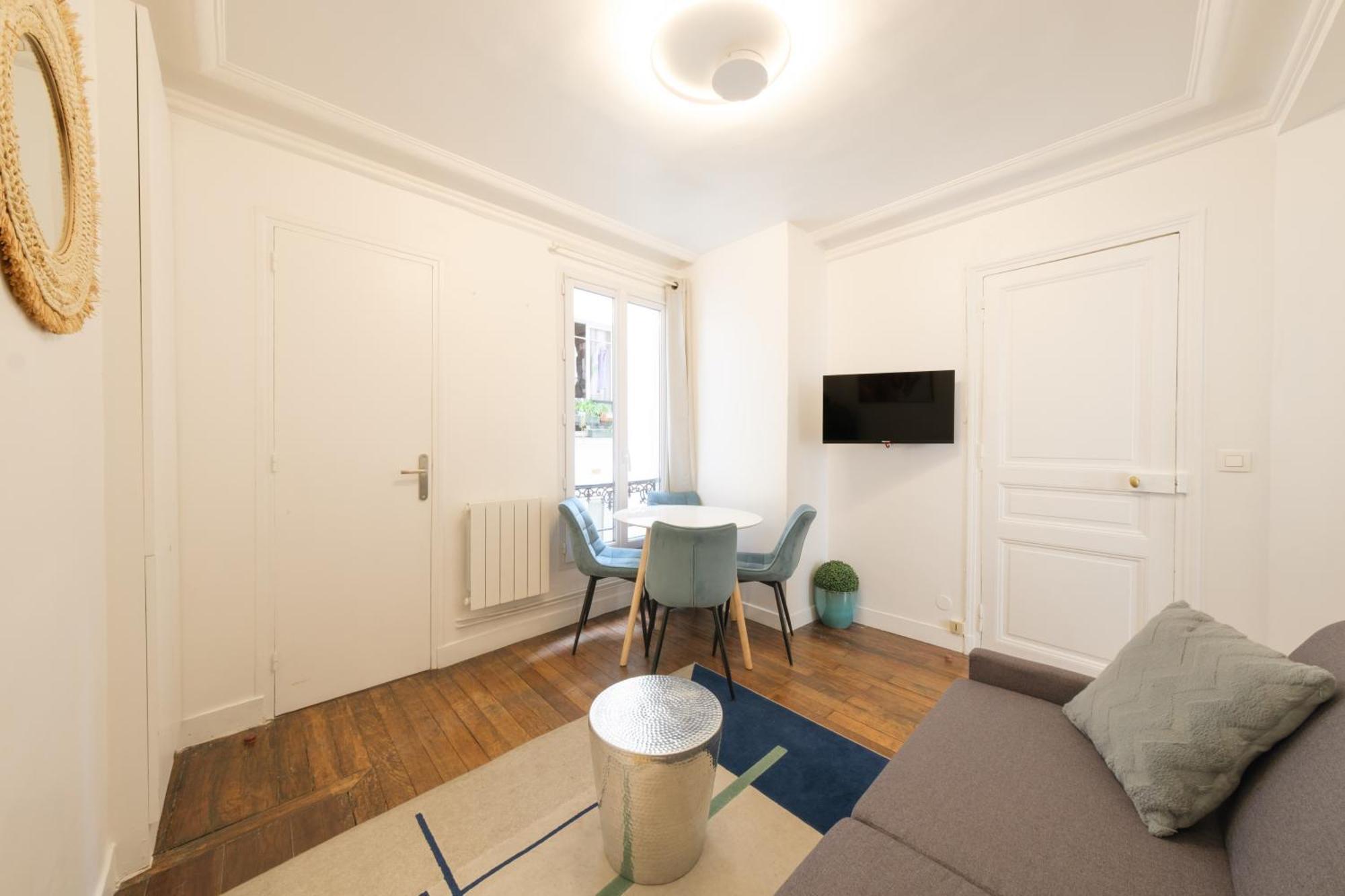 Mgic 4p Montmartre * Parigi