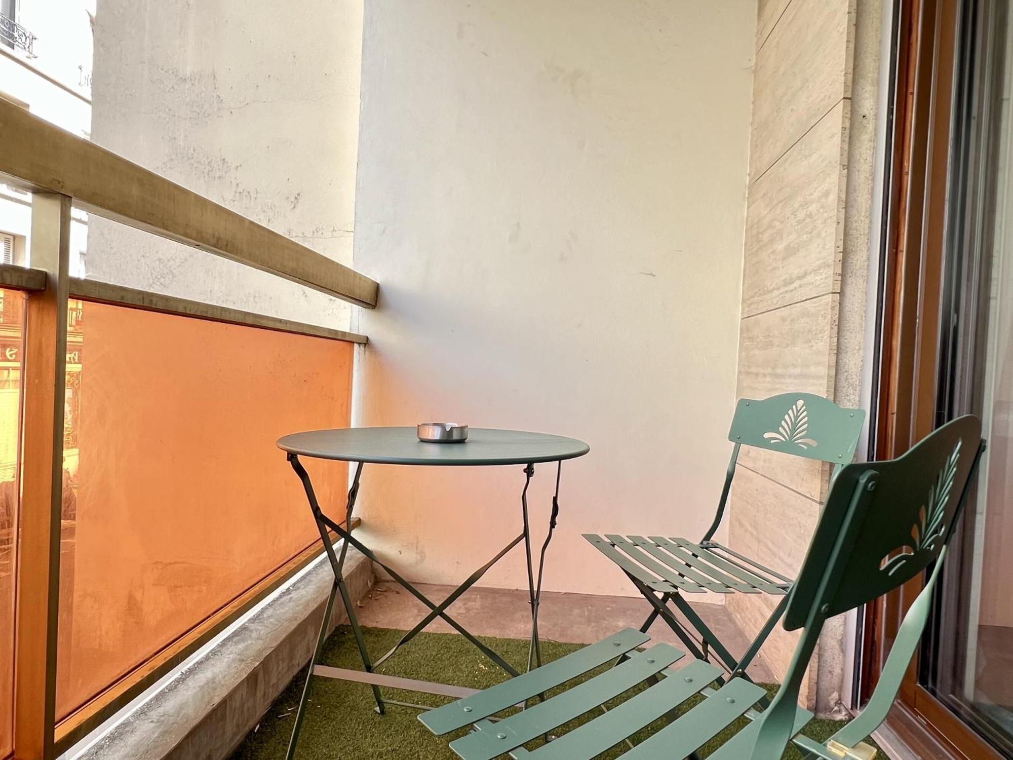 Apartment Studio Avec Balcon, Havre De Paix A Montparnasse *