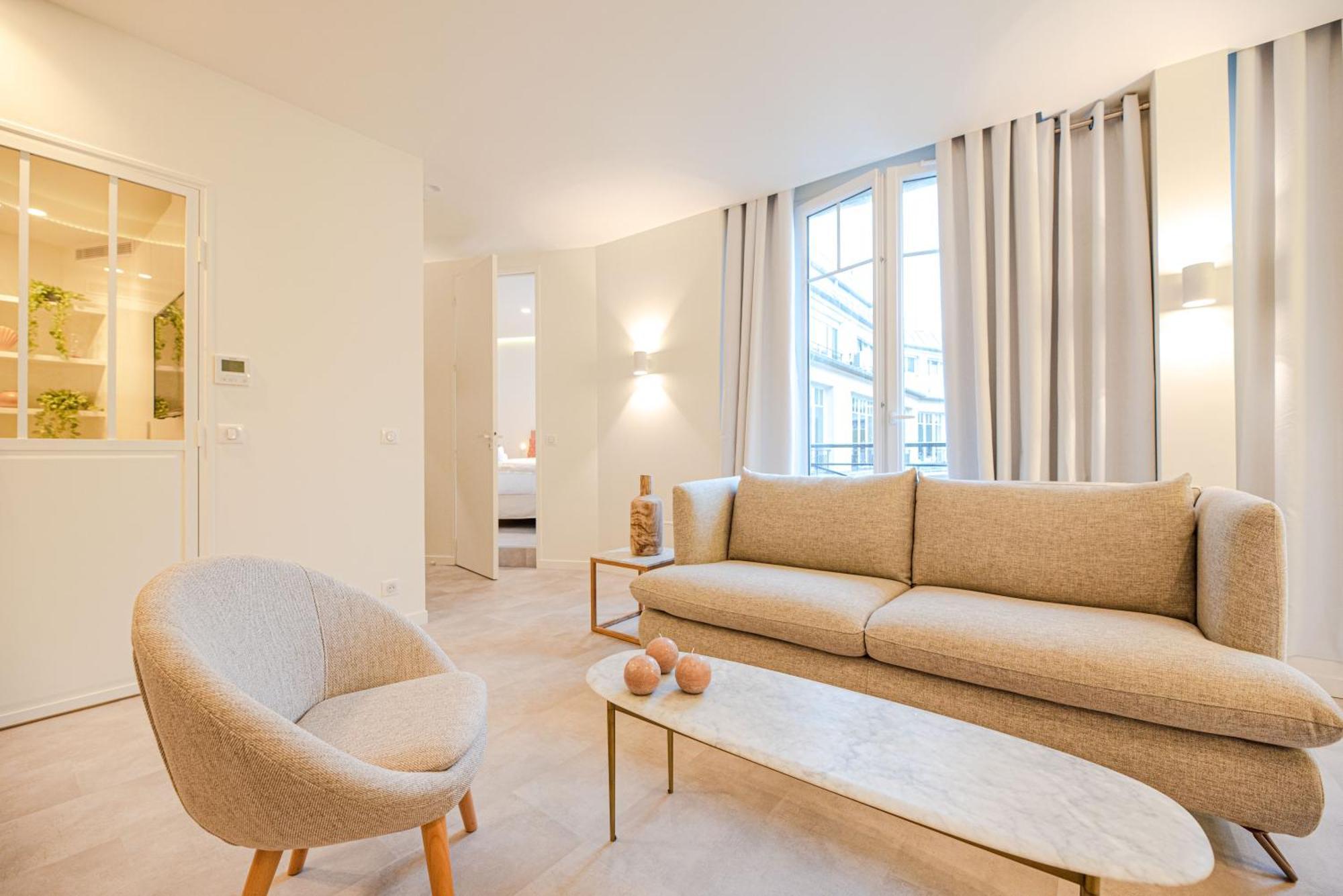 Cia - 2br Madeleine Champs Elysees * Parigi