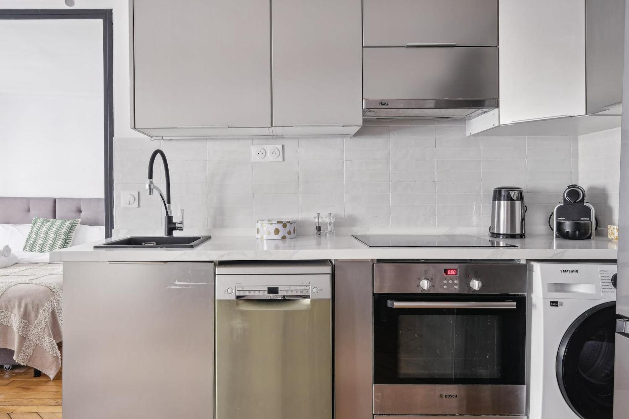Apartment Jardin Des Tuileries & Louvre - Cityapartmentstay Paris