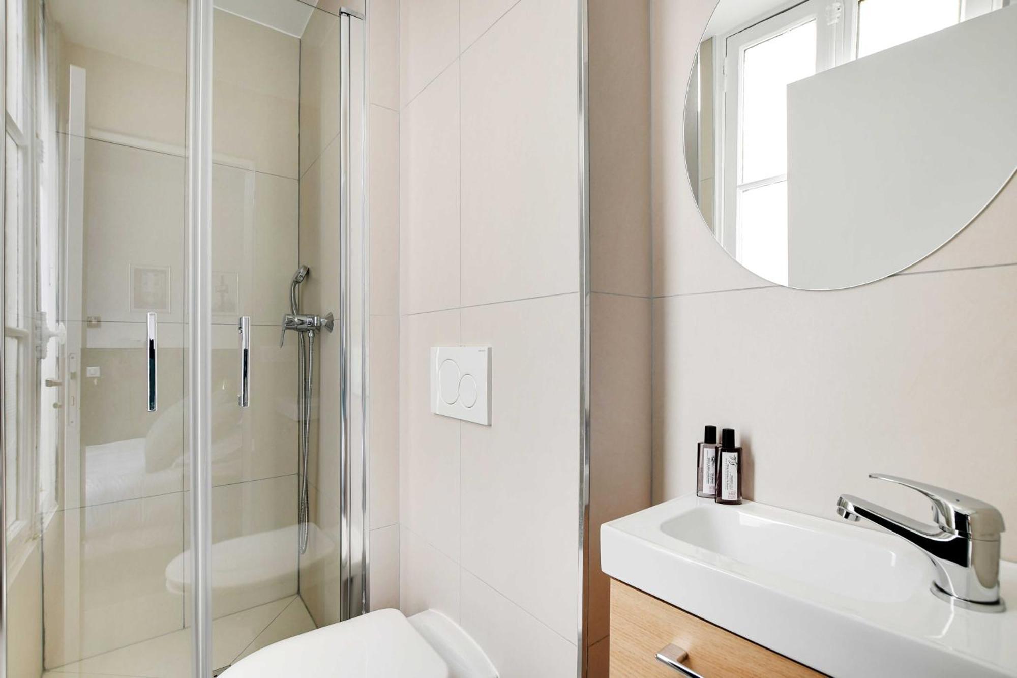 Appartamento Modern With A-c - Near Montmartre