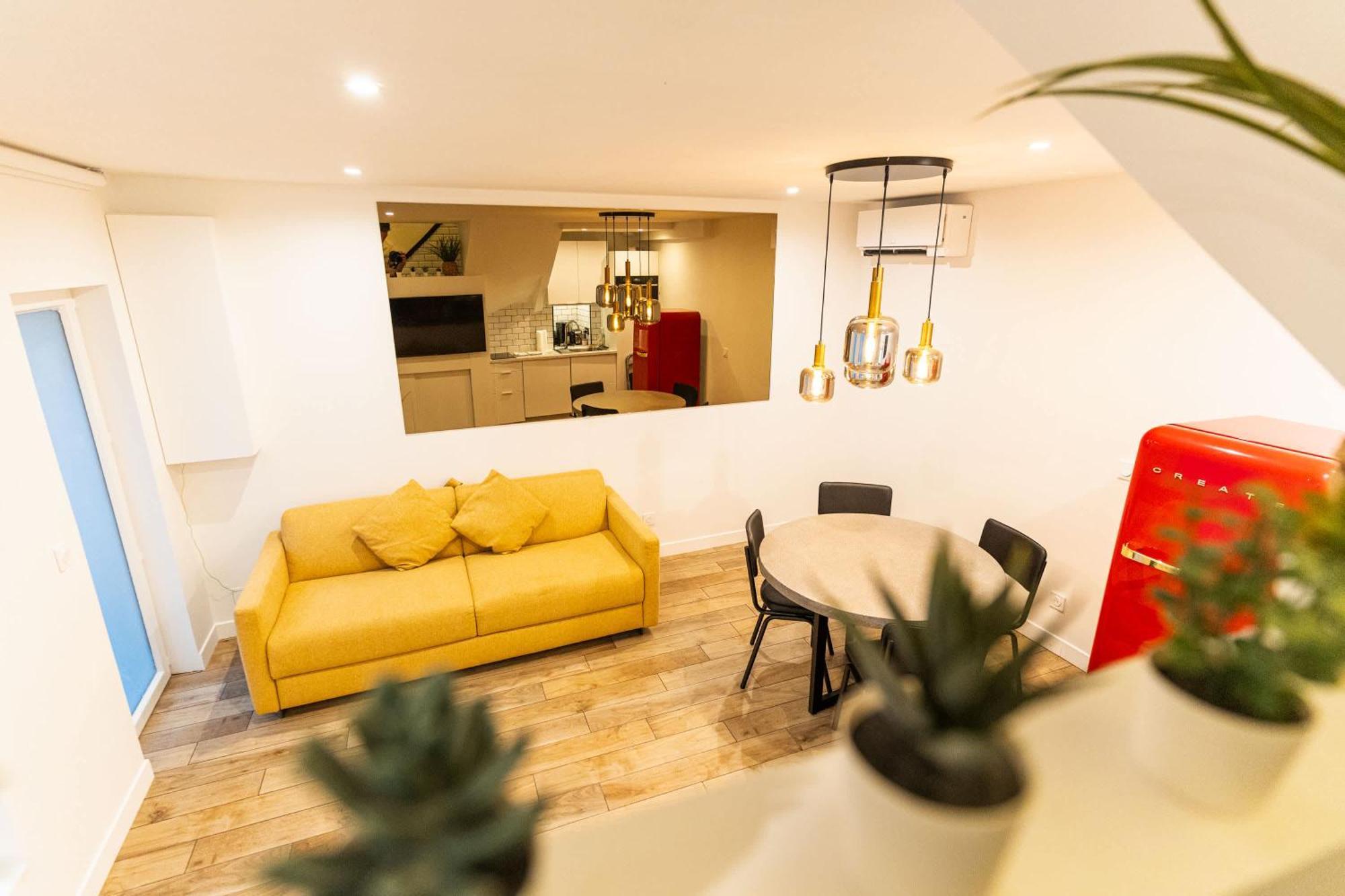 Casa vacanze Town House Nation, Bastille, Ac By Lcc Agency