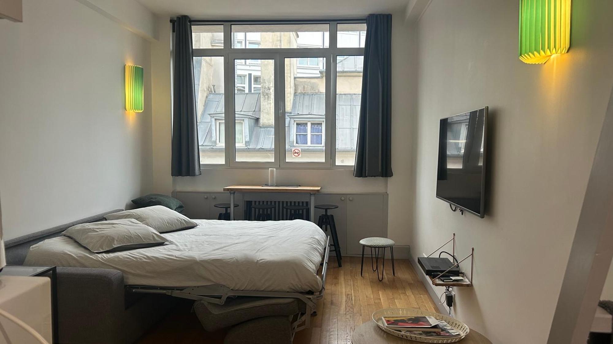Apartment St Marc 4 Personnes Au Centre De Paris