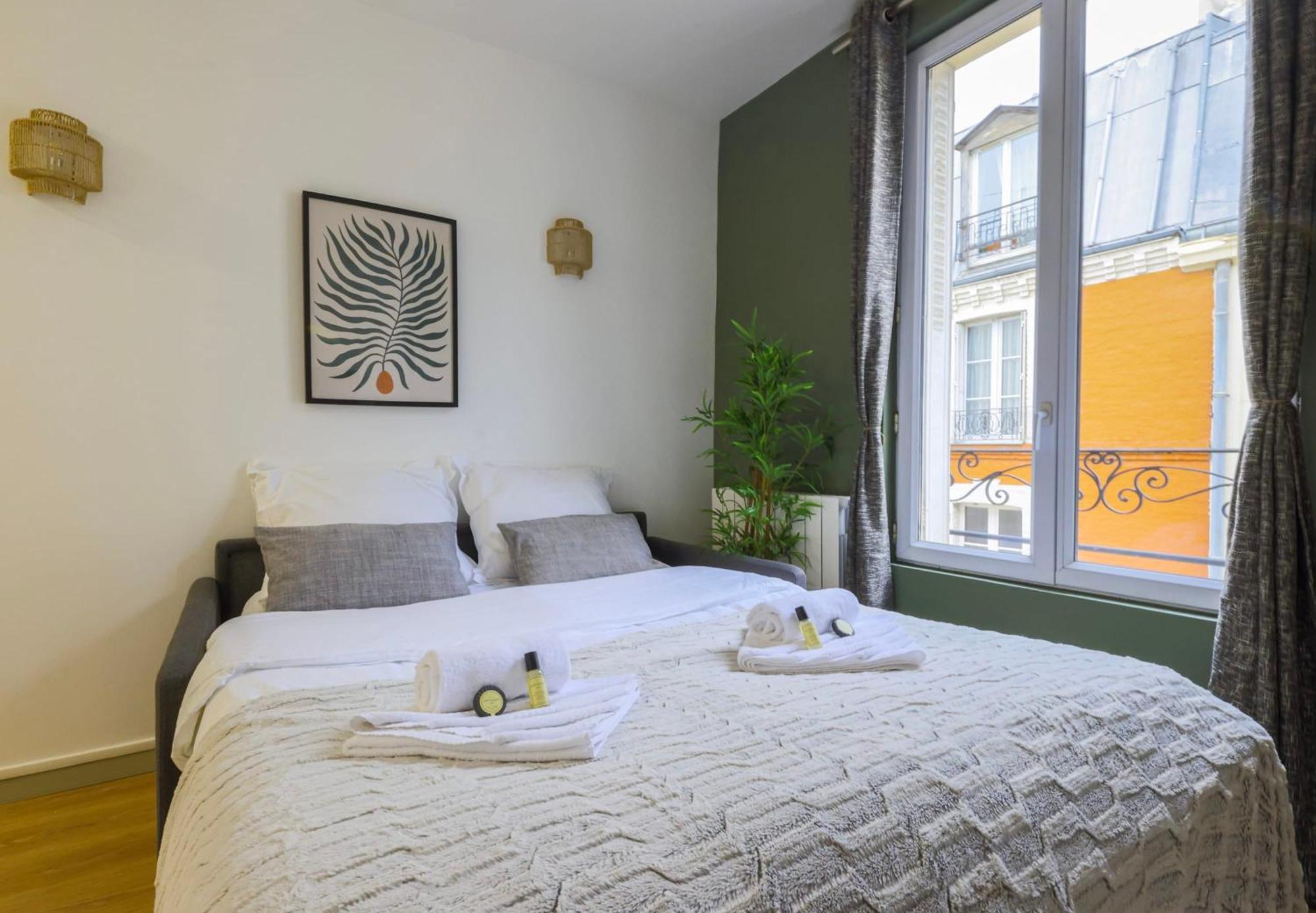 Comfortable Retreat Near Parc Monceau Parigi