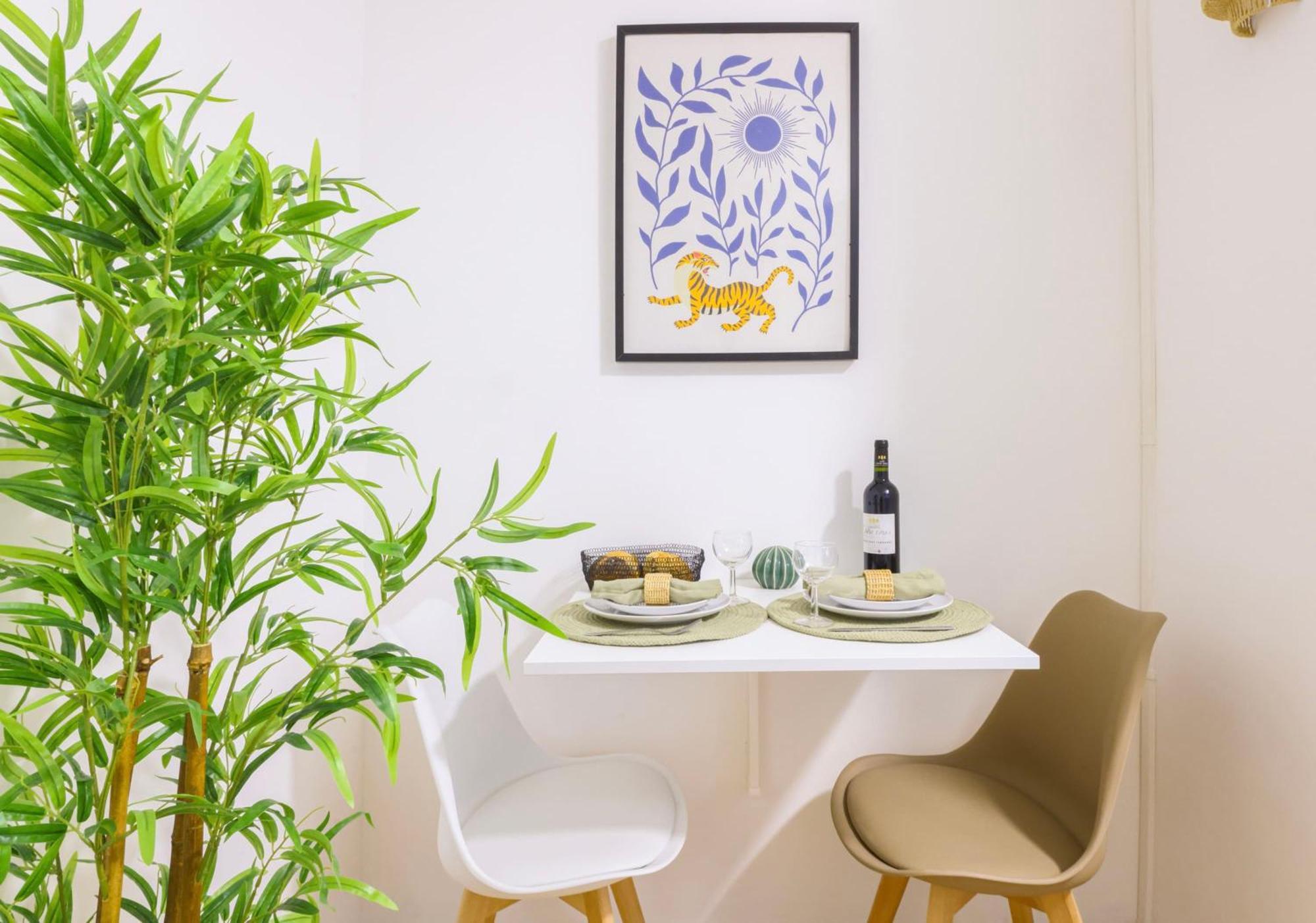 Comfortable Retreat Near Parc Monceau Parigi