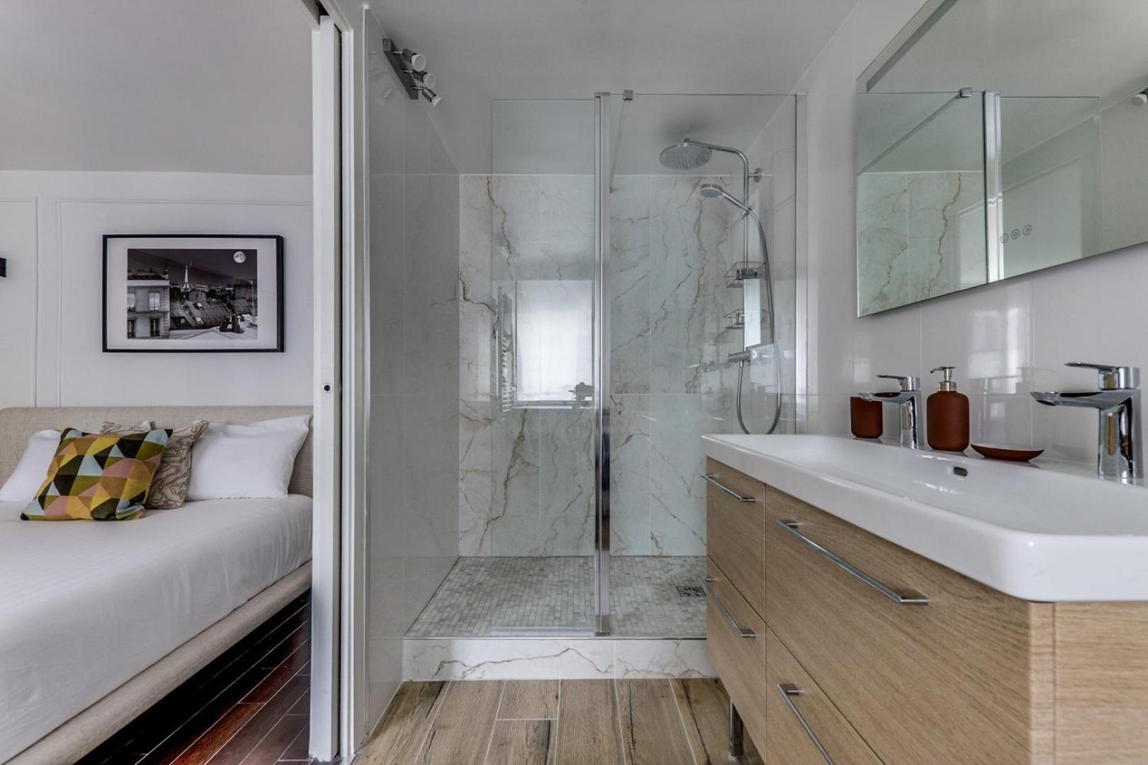 Appartamento Le Moka - Duplex & Bright- Near Champs-elysees Parigi