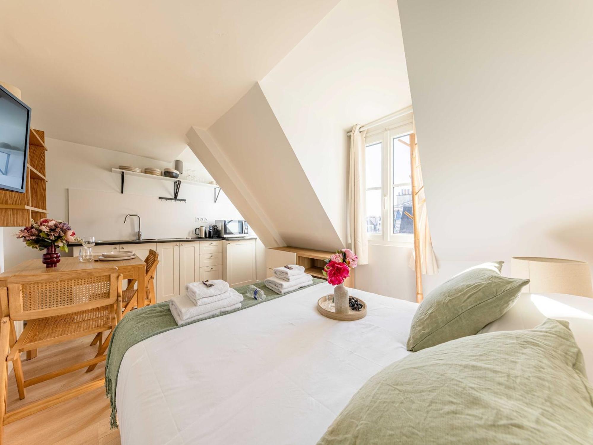 Cosy In The Heart Of - Mobility Lease Holiday home