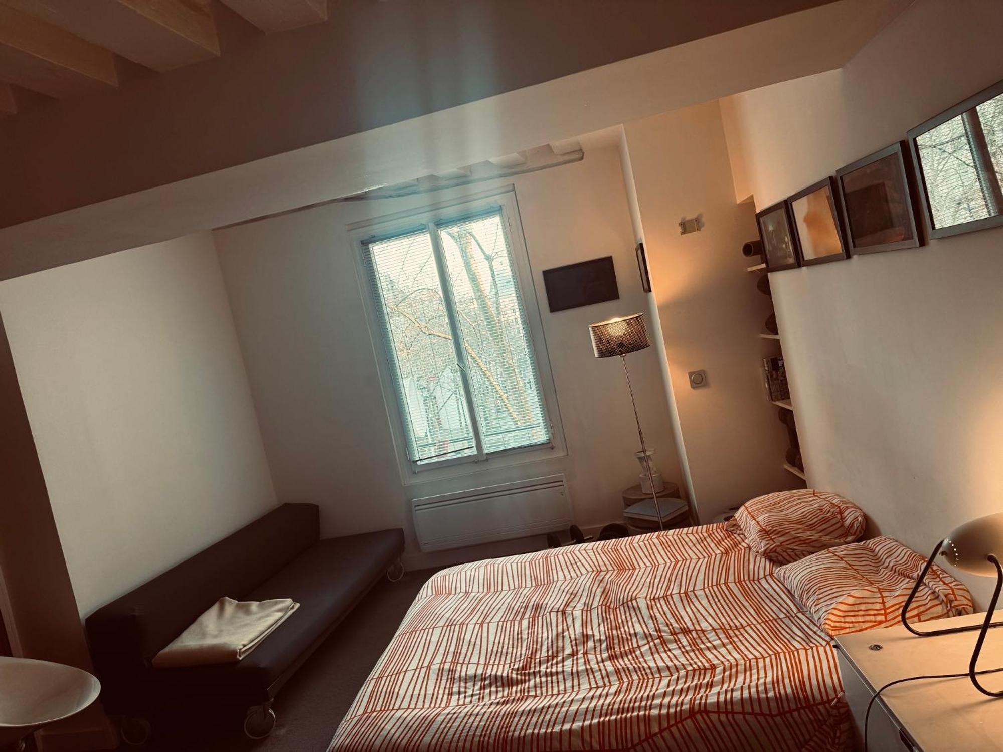 Bed & Breakfast Independante Centre Marais *