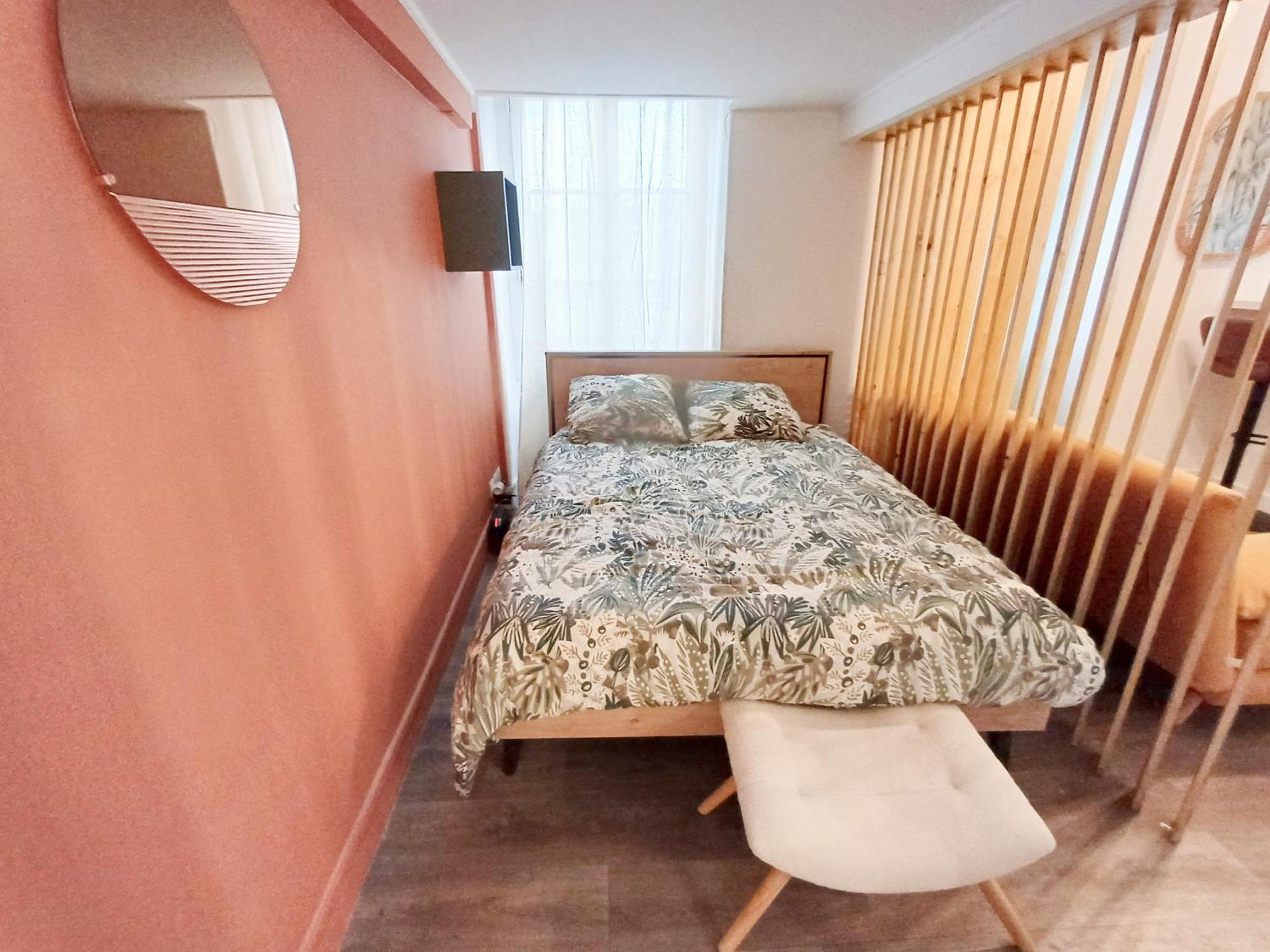 Gare Montparnasse,gorgeous1 Bedroom,close To Eiffel Tour,center , Stuning Place Apartment Paris