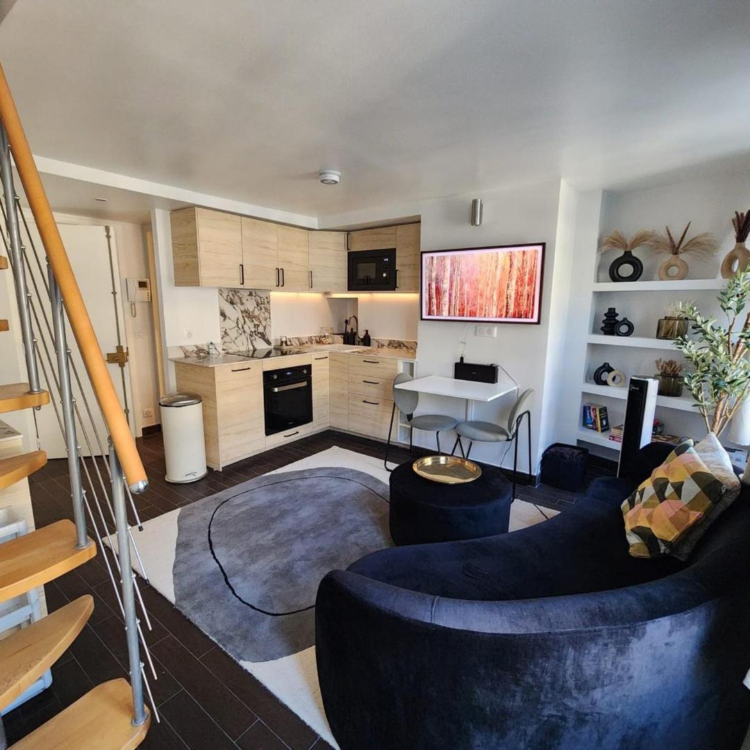 Le Moka - Duplex & Bright- Near Champs-elysees * Parigi