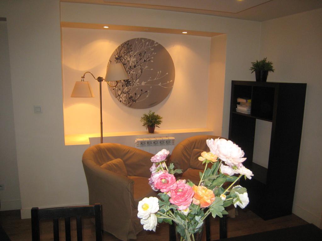 Apartment Montgolfiere Paris