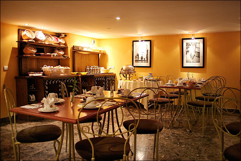 Hotel Pavillon Opéra Grands Boulevards Parigi