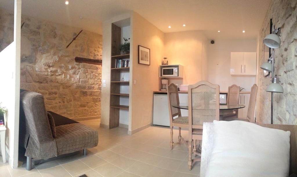 Lumineux Centre - Chatelet Parigi
