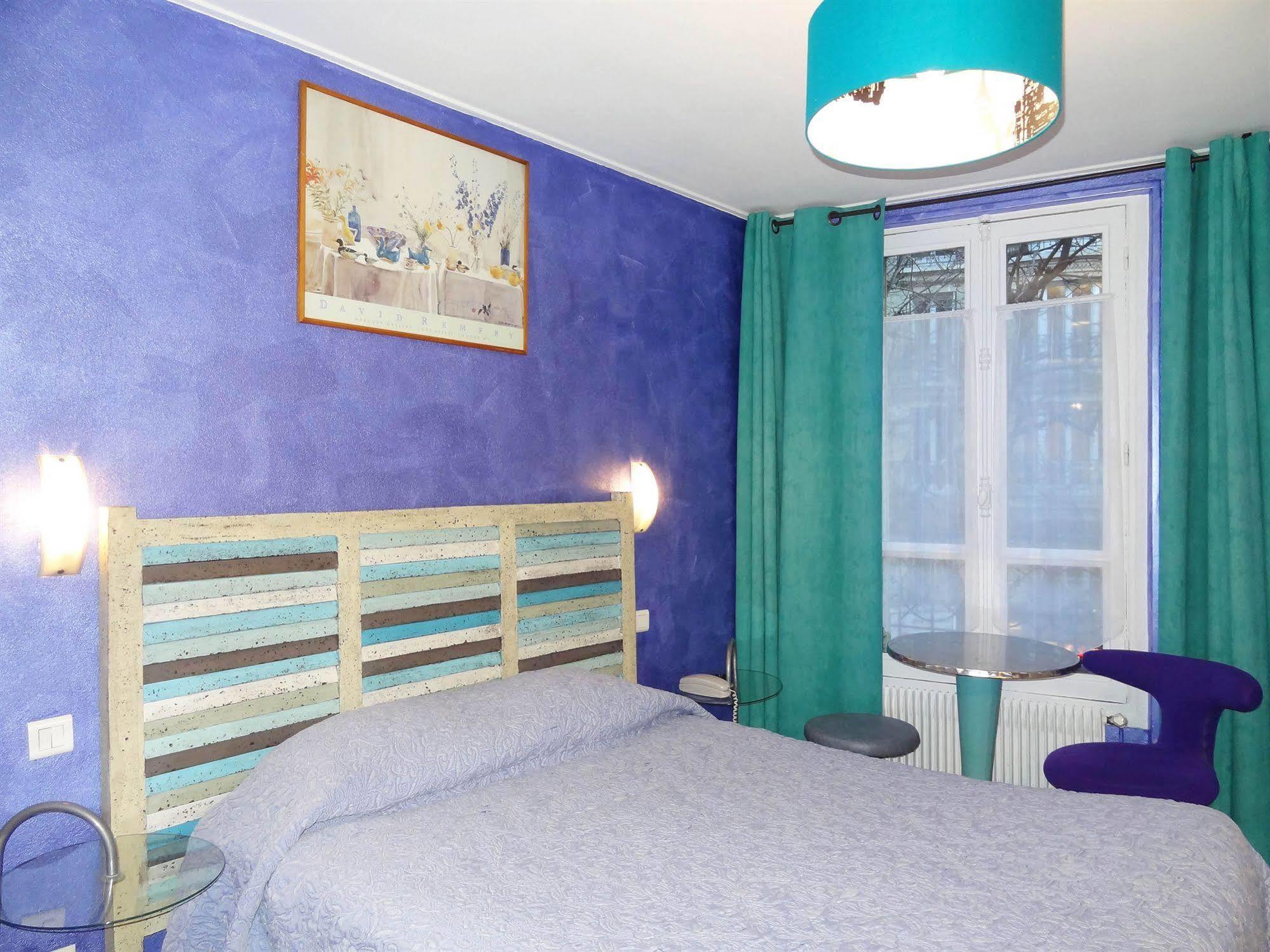 Adonis Sacre Coeur Roma Hotel 2*