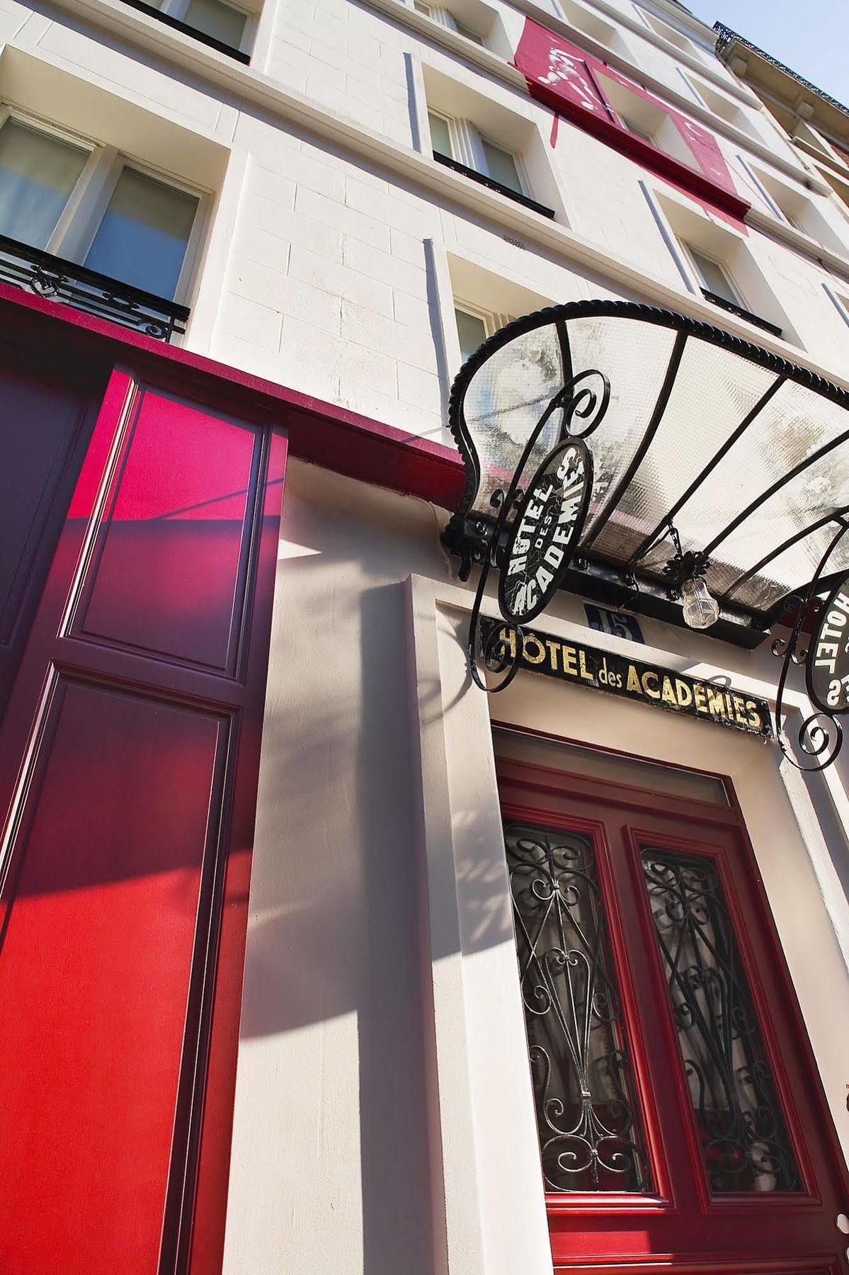 Hotel Des Academies Et Des Arts 4*