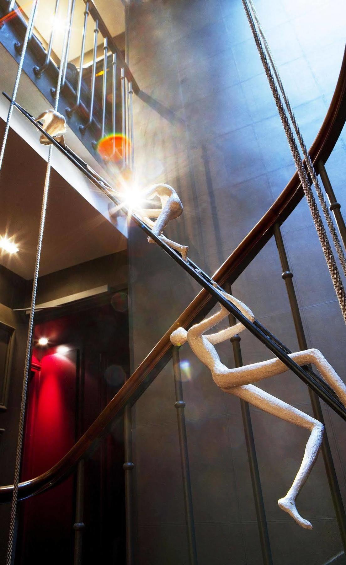 Hotel Des Academies Et Des Arts 4*