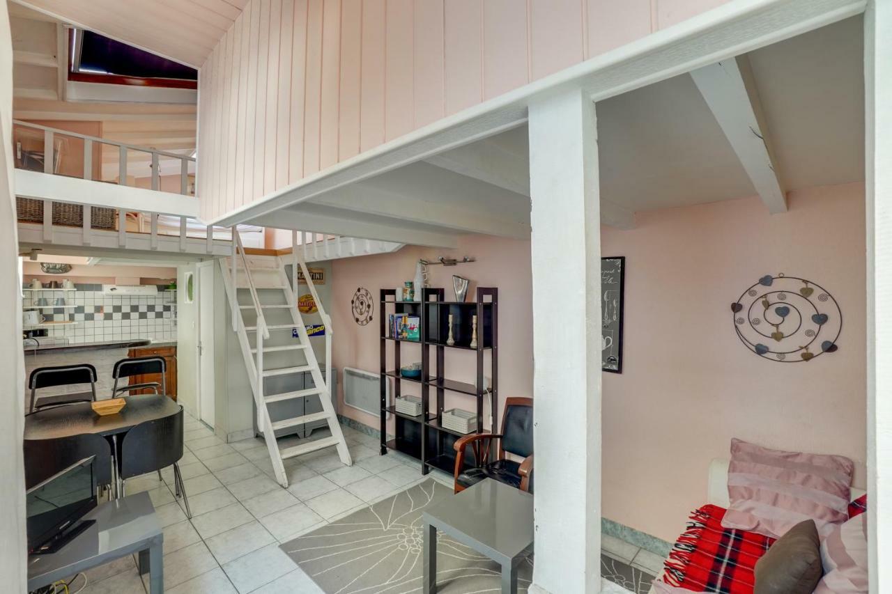 Apartment Id 216 Cosy Duplex Tour Eiffel Area Paris