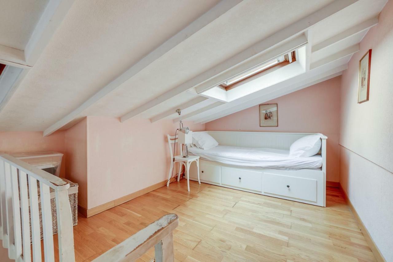 Id 216 Cosy Duplex Tour Eiffel Area Apartment