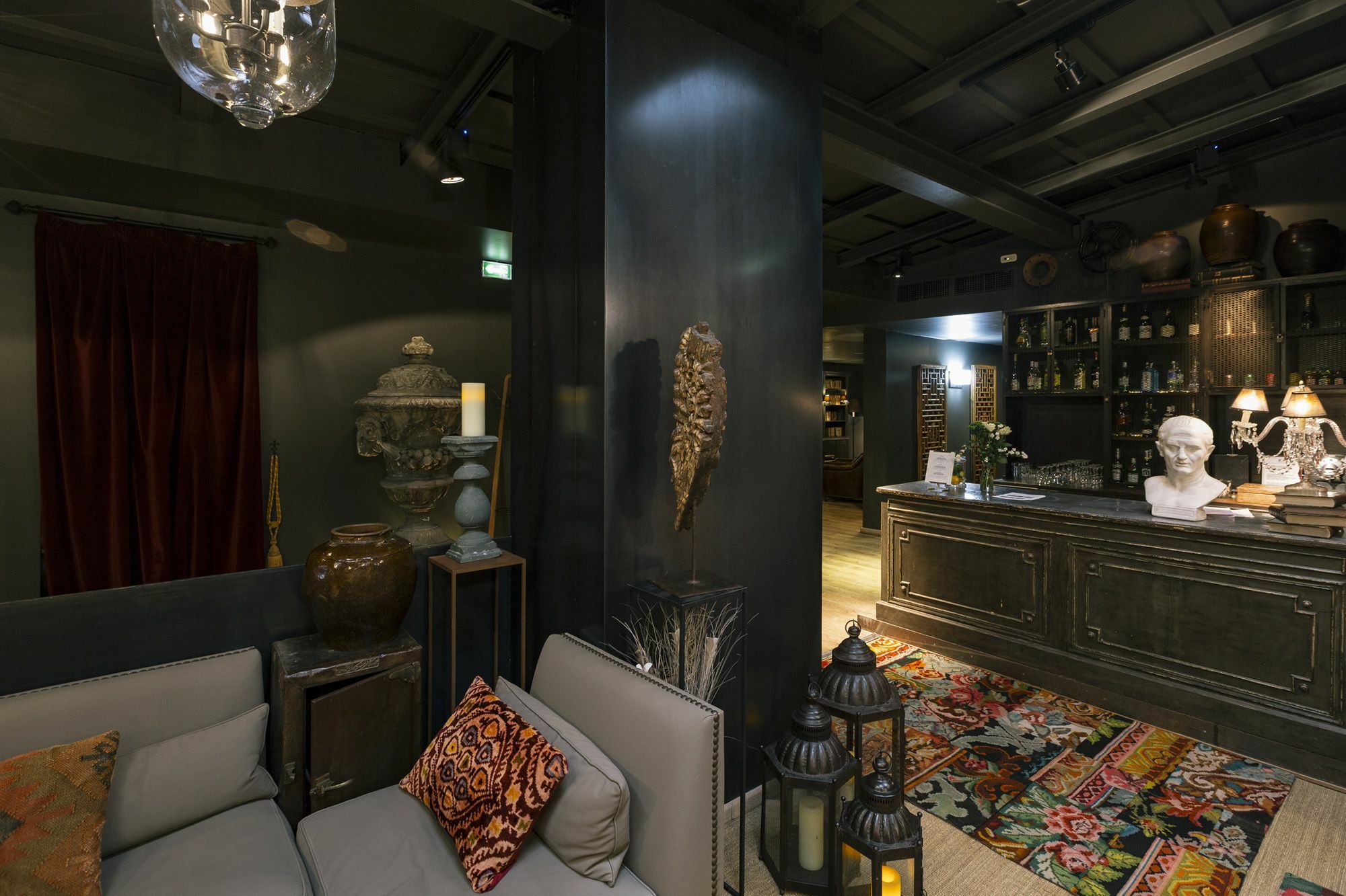 Pulitzer Hotel