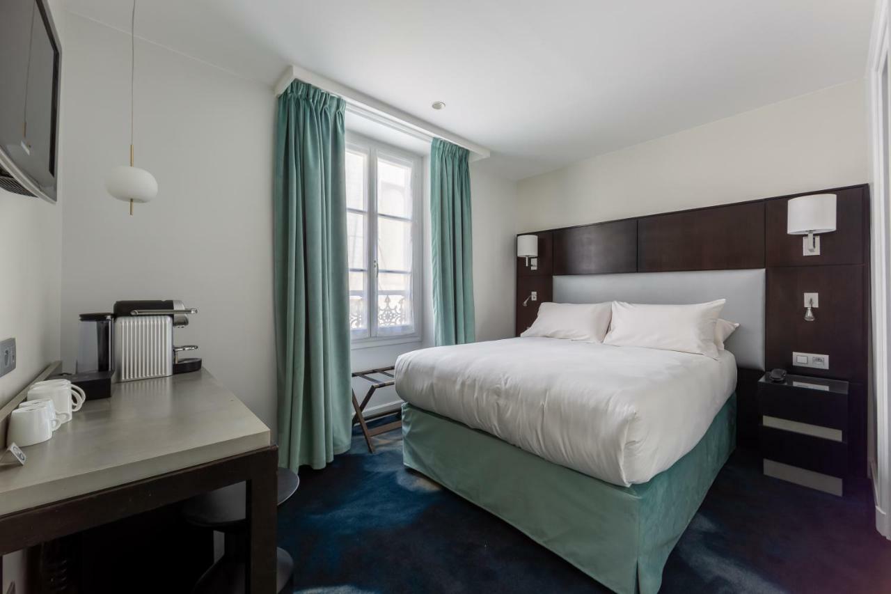 15 Montparnasse Hotel
