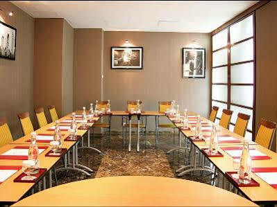 Pavillon Opéra Grands Boulevards Hotel 3*