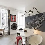 Sunshine Loft In Montmartre