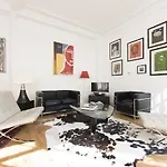 Sunshine Loft In Montmartre