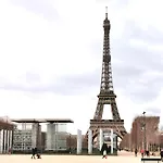Charmant Studio A Paris 15 A Proximite Tour Eiffel