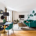 Spacious Apartment - 3Br-6P - Champs Elysees