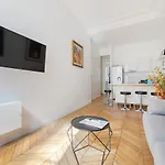 Brand New Apartments Near Louvre And Opera