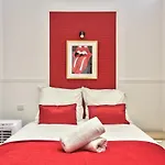 68 - The Rolling Stones Flat