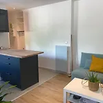Home Sweet Home Batignolles