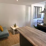 Home Sweet Home Batignolles