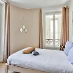 2 Room Flat In The Heart Of Montmartre