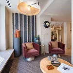O.Lysee Hotel