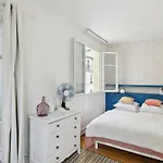 Charming Duplex In Privatestreet, Citycenter Paris