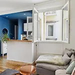 Charming Duplex In Privatestreet, Citycenter Paris