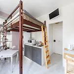 Sacre Petit Studio In The Coeur Of Montmartre